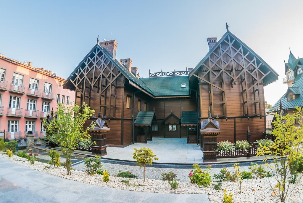 Hotel Victoria Cechini Krynica-Zdrój Exterior foto